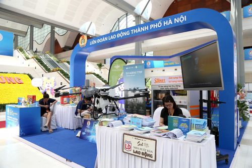 Không gian trưng bày công trình, sản phẩm, mô hình, giải pháp kỹ thuật và sáng kiến tiêu biểu của Liên đoàn Lao động TP. Hà Nội.