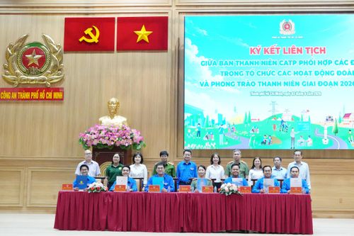 Lễ ký kết liên tịch giữa ban thanh niên Công an TP. Hồ Chí Minh với các đơn vị trong tổ chức các hoạt động đoàn và phong trào thanh niên giai đoạn 2026 - 2030. Ảnh: Thạc Hiếu