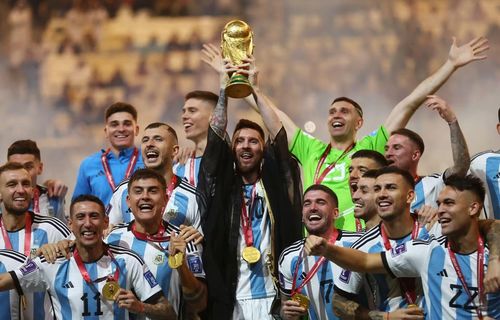 Argentina đến World Cup 2026 với tư cách nhà đương kim vô địch: đó vừa là vinh quang vừa là áp lực với Messi và đồng đội. Ảnh: Reuters.