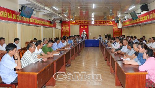Sở Tư pháp tổ chức hội nghị phổ biến pháp luật về phòng, chống khai thác IUU tại xã Sông Ðốc.