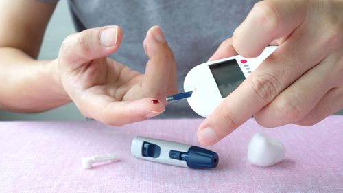Người mắc tiểu đường hoặc tiền tiểu đường nên tránh nhịn ăn sáng.
