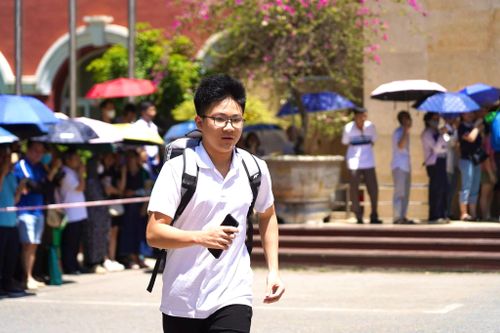 Sau khi hoàn thành kỳ thi tuyển sinh lớp 10 năm học 2026-2027, các địa phương khẩn trương chấm thi, nhiều nơi sẽ công bố điểm từ đầu tháng 6. (Ảnh minh họa)
