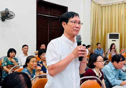 Các đại biểu nêu ý kiến tại hội nghị. Ảnh: PV