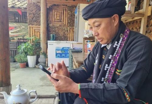  Ông Sình Dỉ Gai, Trưởng thôn Lô Lô Chải. Ảnh: Thiên Long.