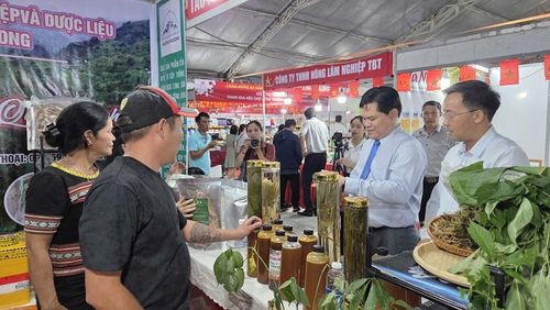 Chương trình OCOP giai đoạn 2026 - 2030 hướng đến xây dựng các sản phẩm mang đậm bản sắc văn hóa Quảng Ngãi, gia tăng giá trị và sức cạnh tranh trên thị trường