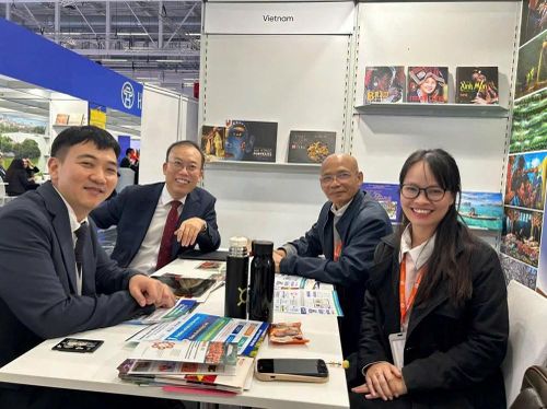 Một gian hàng của Thái Hà Books tại Hội sách Frankfurt