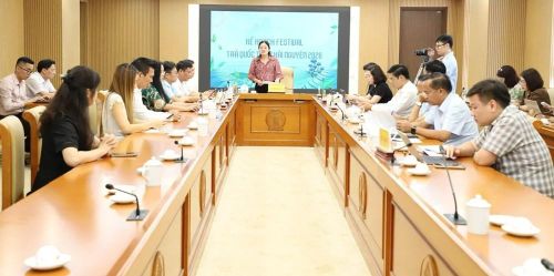 Lãnh đạo tỉnh Thái Nguyên nhấn mạnh sự kiện lần này phải đổi mới và phát huy tối đa những gì đặc sắc của văn hóa trà