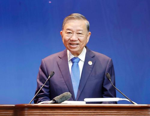 Tổng Bí thư, Chủ tịch nước Tô Lâm phát biểu chỉ đạo Đại hội XIV Công đoàn Việt Nam. Ảnh: TTXVN