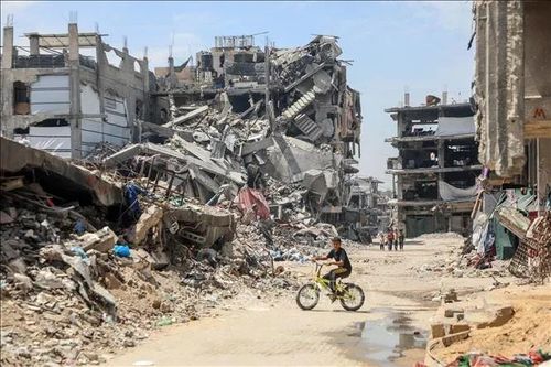 Những tòa nhà bị phá hủy do xung đột tại Dải Gaza. Ảnh minh họa: THX/TTXVN