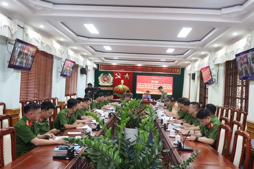 Quang cảnh hội nghị.
