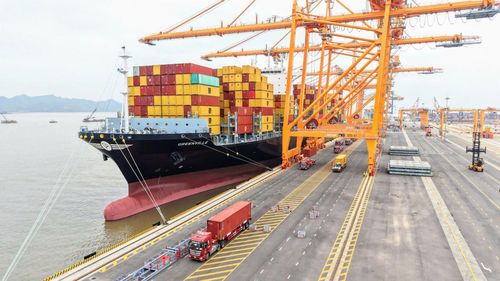 Thu hút đầu tư, gắn với hợp tác quốc tế để nâng tầm cảng biển. Ảnh: ST