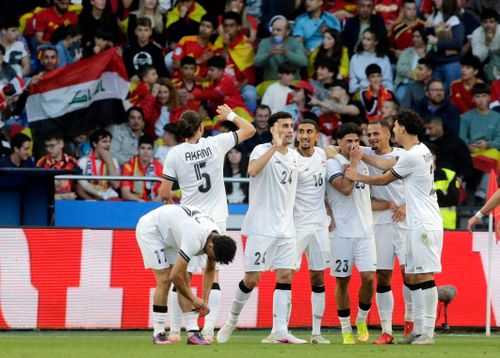 Iraq cầm hòa Tây Ban Nha 1-1 nhờ siêu phẩm của Merchas Doski.