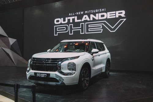  Mitsubishi Outlander PHEV All-new được giới thiệu tại PIMS 2026. Ảnh: TheAuto PH.
