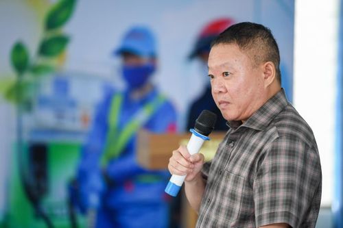  Ông Trần Phú Bình - Phó tổng giám đốc Tổng công ty Xăng dầu Quân đội. Ảnh: Tiền Phong. 