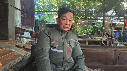 Nghệ nhân nhân dân Lê Đức Chắn