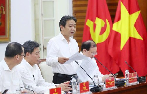 Thứ trưởng Hoàng Đạo Cương nhấn mạnh, du lịch Việt Nam cần nhìn nhận lại vị trí trên bảng xếp hạng, tham chiếu với các nước trong khu vực để xác định rõ mình đang ở đâu trong sự phát triển của du lịch thế giới và khu vực. Từ đó đưa ra các giải pháp khả thi, đột phá