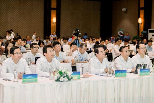 Đại biểu tham dự Diễn đàn Quốc gia về Môi trường và Khí hậu 2026.