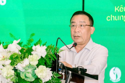 Ông Nguyễn Văn Đệ, Phó Chủ tịch UBND tỉnh Nghệ An phát biểu tại Diễn đàn Quốc gia về Môi trường và Khí hậu 2026.