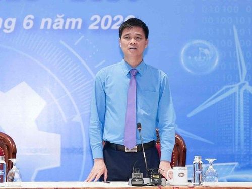 Theo Phó Chủ tịch Tổng Liên đoàn Lao động Việt Nam Ngọ Duy Hiểu, đề xuất nghỉ thêm 2 ngày dịp Quốc khánh gắn với mục tiêu giảm căng thẳng, phòng chống kiệt sức và tạo điều kiện thúc đẩy phát triển du lịch, dịch vụ.