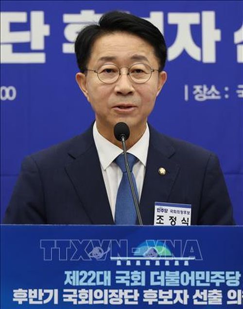 Ông Cho Jung Sik phát biểu tại Seoul, Hàn Quốc. Ảnh: Yonhap/TTXVN