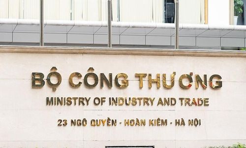 Bộ Công Thương ban hành Công văn 4069/BCT-TCCB yêu cầu các đơn vị trực thuộc khẩn trương triển khai thực hiện mức lương cơ sở mới. Ảnh minh họa
