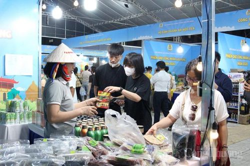 Những phần hỗ trợ tuy giá trị không lớn nhưng thể hiện tình cảm, trách nhiệm và sự sẻ chia của tổ chức Công đoàn đối với đoàn viên, người lao động thành phố.