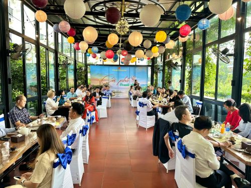 Đông đảo doanh nghiệp tham dự chương trình