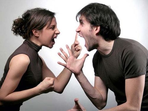 “Tôi hối hận vì đã cưới anh/em”. Ảnh minh họa