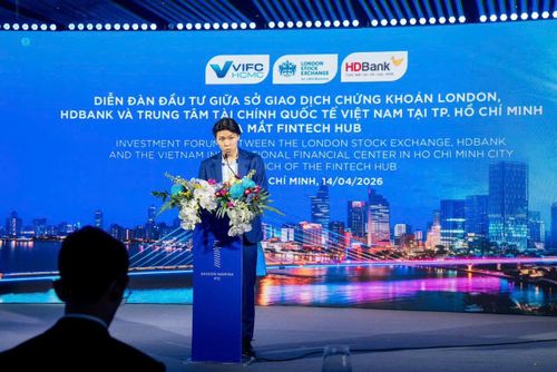  Ông Nguyễn Phước Hùng Anh Victor (Tommy Nguyễn) phát biểu tại Diễn đàn Đầu tư cấp cao tại TP.HCM vừa qua. Ảnh: Cát Trương. 