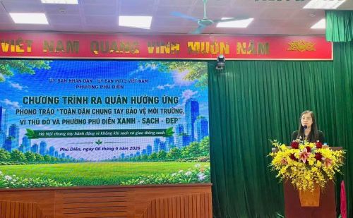 Đồng chí Trần Thị Hồng Hạnh, Ủy viên Ban Thường vụ Đảng ủy, Chủ tịch Ủy ban Mặt trận tổ quốc Việt Nam phường Phú Diễn