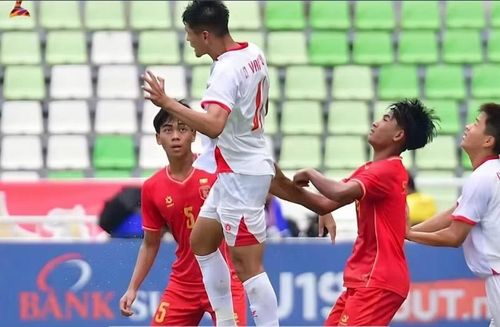 Theo nhận định của Siêu máy tính Chat GPT, trận so tài giữa U19 Việt Nam và U19 Indonesia tới đây được coi là "chung kết" của bảng A sẽ vô cùng hấp dẫn.