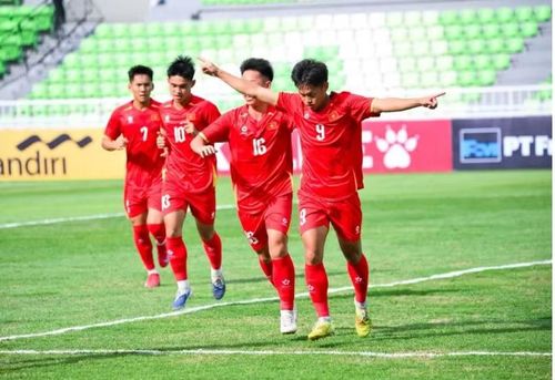 Tuy nhiên, U19 Việt Nam tạm dẫn đầu bảng A khi đang hơn chủ nhà U19 Indonesia về chỉ số phụ.