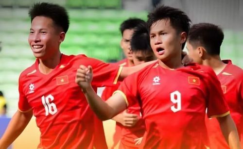 Đội thắng ở màn so tài này sẽ chính thức lọt vào bán kết với ngôi nhất bảng A. Ảnh: Internet.
