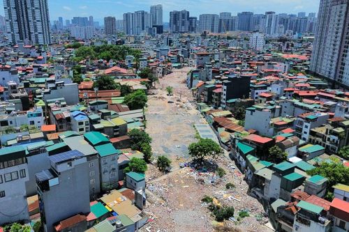 Trao đổi với Phóng viên, đại diện đơn vị thi công cho biết, tại khu vực Đầm Hồng đã được phường bàn giao 100% mặt bằng sạch để tiến hành dự án.