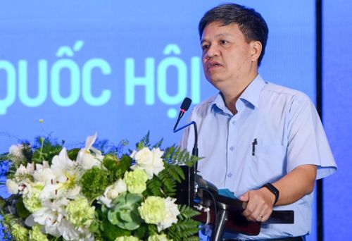 Phó Chủ nhiệm Ủy ban Khoa học, Công nghệ và Môi trường của Quốc hội Tạ Đình Thi cho rằng, Luật Tài nguyên, Môi trường biển và Hải đảo có phạm vi điều chỉnh rộng, liên quan đến hầu hết các hoạt động kinh tế trên biển và ven biển. (Ảnh: Tùng Đinh)