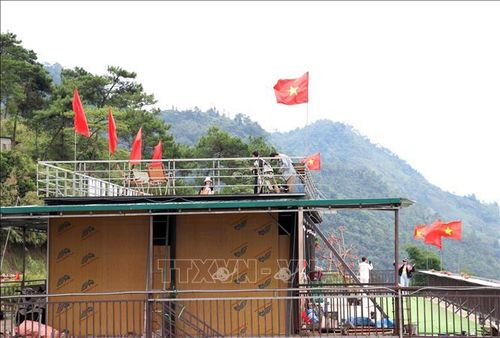 Những điểm check in nổi bật thu hút du khách trên Cao nguyên đá. Ảnh: Đức Thọ/TTXVN