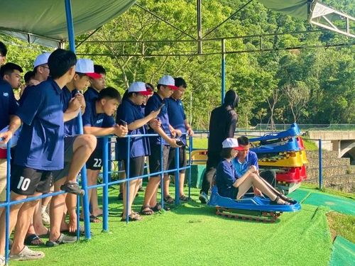 Tổ hợp nghỉ dưỡng, vui chơi, giải trí Anh Phát Hotels & Resorts - Điểm đến được đông đảo gia đình lựa chọn trong kỳ nghỉ hè.