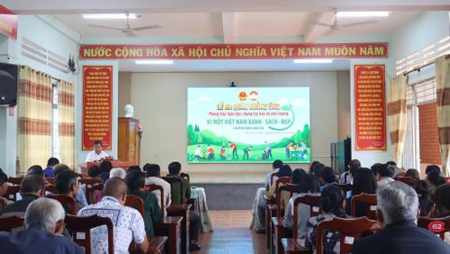 Quang cảnh buổi phát động