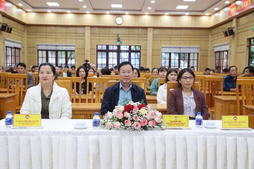 Ủy viên Ban Thường vụ Tỉnh ủy, Phó Chủ tịch Thường trực Ủy ban MTTQ Việt Nam tỉnh Lâm Đồng Phạm Triều dự lễ phát động tại phường Lang Biang - Đà Lạt (Ảnh: Đặng Hiền)