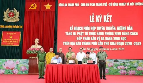 Lãnh đạo UBND TP Cần Thơ chứng kiến CATP, Giáo hội Phật giáo Việt Nam thành phố, Sở NN&amp;MT ký kết kế hoạch phối hợp.