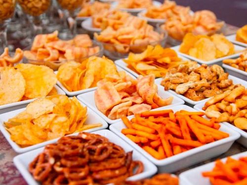 Tiêu thụ thường xuyên thực phẩm siêu chế biến có nguy cơ gia tăng nguy cơ tăng huyết áp, tim mạch, đái tháo đường...