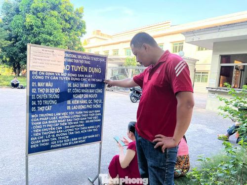 Công ty thông báo tuyển dụng hàng trăm lao động.