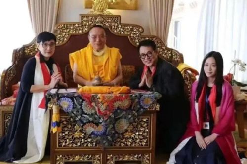 Hình ảnh mới nhất của Lợi Trí bên gia đình. Ảnh: X.