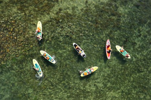 Các hoạt động ngoài thiên nhiên ngày càng phổ biến trong team building khi doanh nghiệp ưu tiên trải nghiệm gắn kết sâu thay vì trò chơi tập thể đơn thuần. Ảnh: Quỳnh Danh.