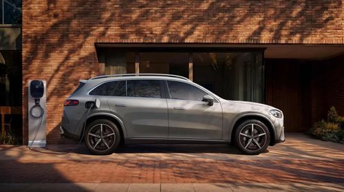  Thiết kế mới với phong cách hiện đại, ngập công nghệ trên GLC EV mới. Ảnh: Mercedes-Benz.