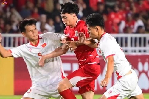 U19 Việt Nam rơi vào thế khó khi thua U19 Indonesia