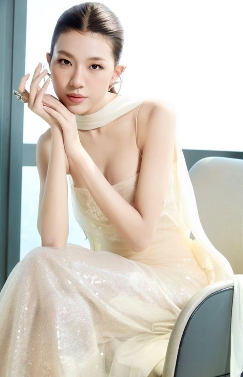 "Em xinh Lamoon" được đề cử top 100 gương mặt đẹp nhất thế giới năm 2026 của TC Candler.