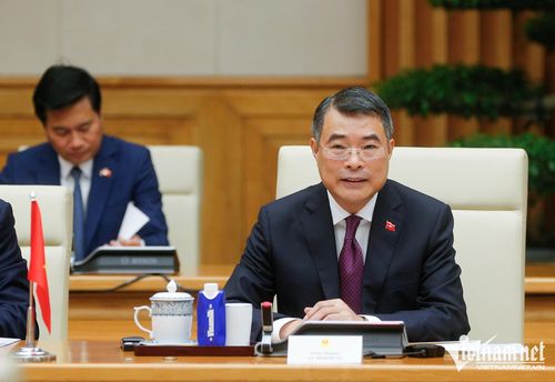 Thủ tướng Lê Minh Hưng phát biểu tại hội đàm