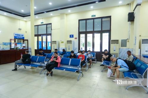 Ga Hà Nội nhộn nhịp nhất vào ban đêm, từ khoảng 3h-6h sáng, trong khi các tuyến từ miền Nam về ga nhiều vào ban ngày.