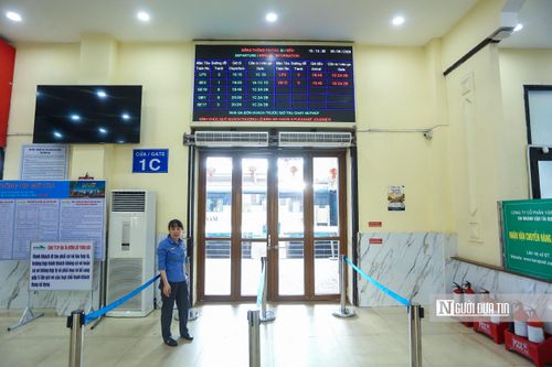 Trải qua hơn 1 thế kỷ hoạt động, ga Hà Nội cho thấy sự hội nhập với một nhà ga hiện đại, văn minh.